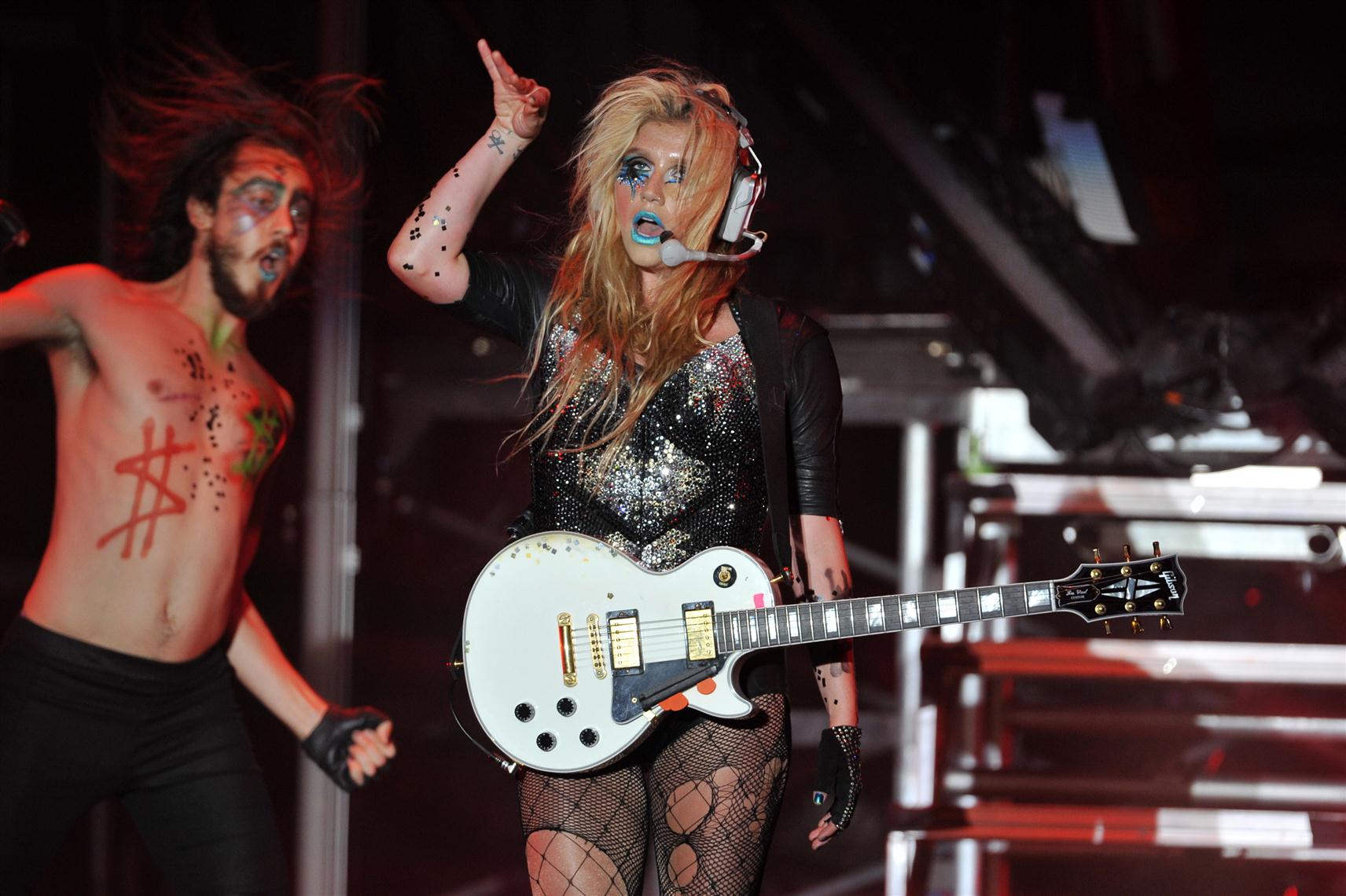 Kesha performs live in concert on her 'Get Sleazy Tour' | Picture 64590